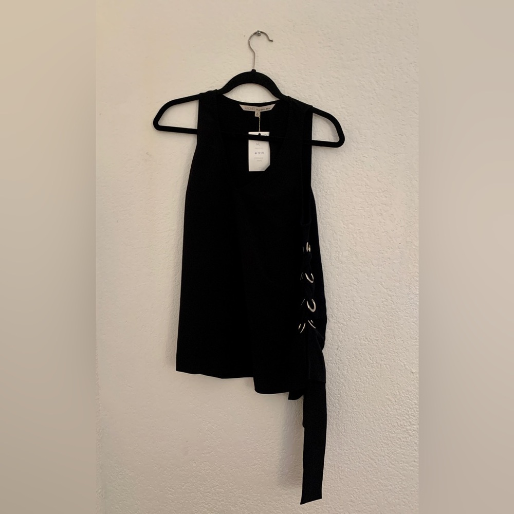 Black blouse without arms 🖤
